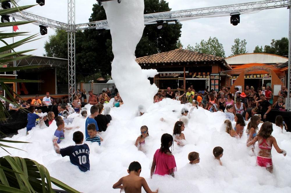 Camping Les Salisses - Maeva Vias Exterior foto